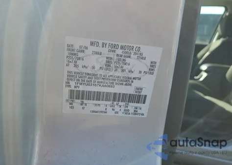 2006 Ford Escape Xlt from USA, damaged, VIN 1FMYU03167KA60693